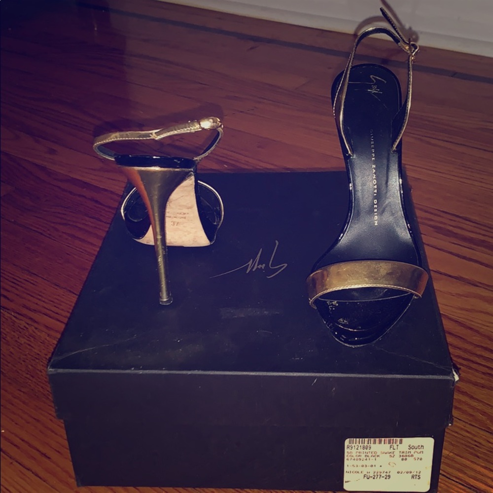 Giuseppe open toe with strap